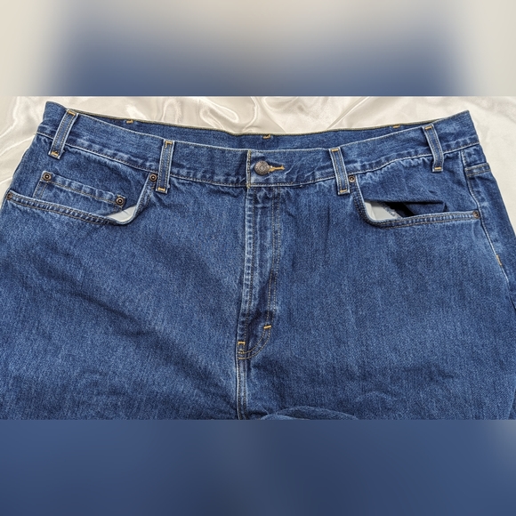 Kirkland Men's 42x34 XL Medium Wash Blue Denim Wash Classic Straight Jeans - Picture 3 of 8